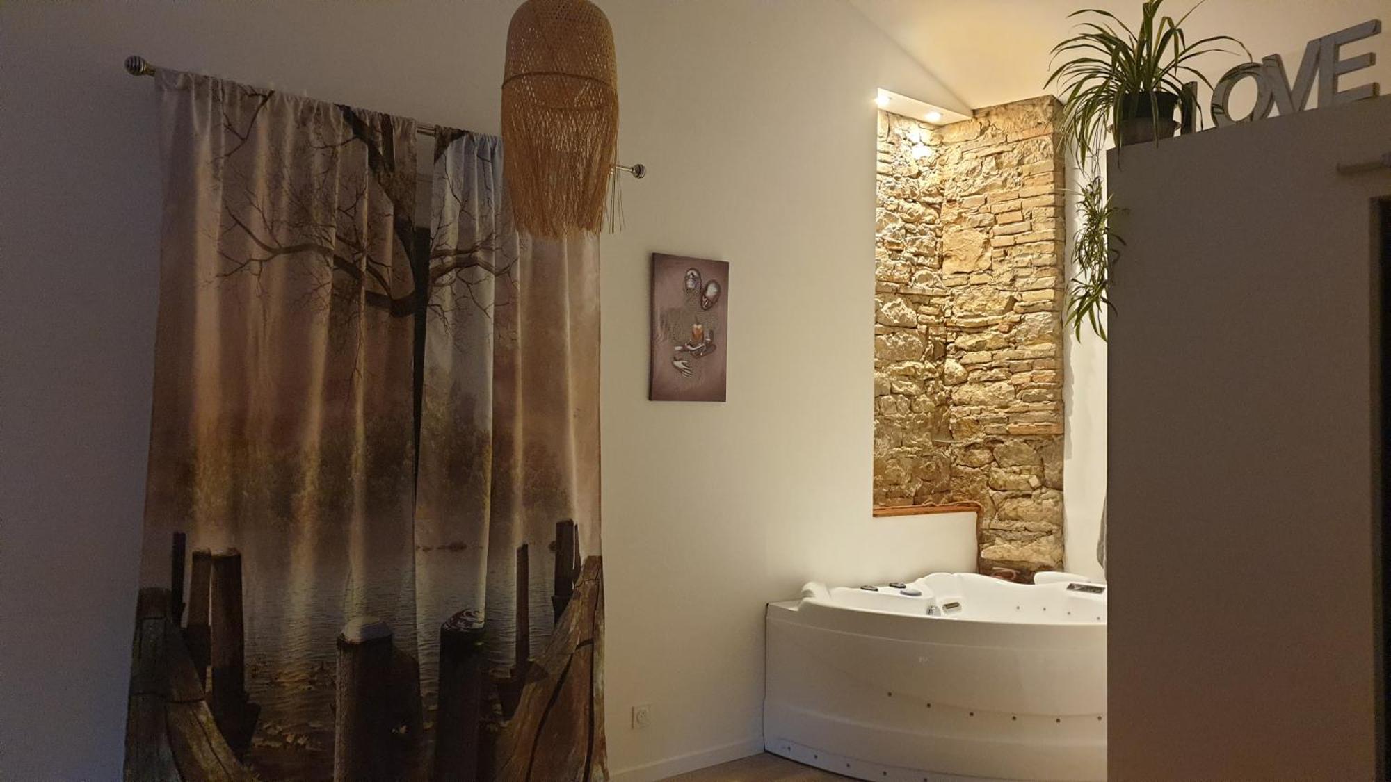 Love Room- Spa- Escale Amoureuse Puygaillard-de-Quercy Exterior foto